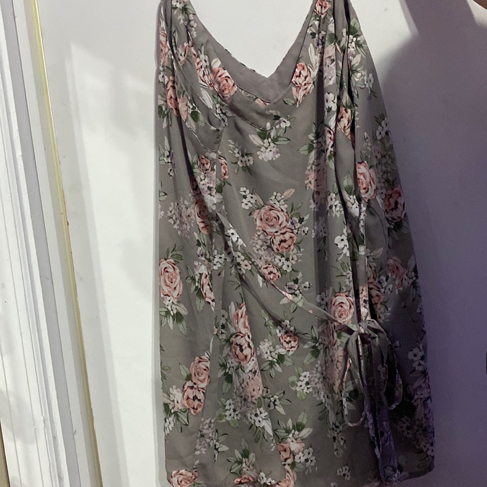 Floral top